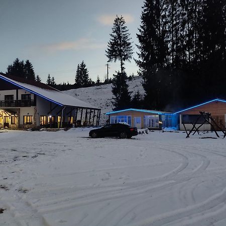 Pensiunea Trei Brazi Arieşeni Exterior foto