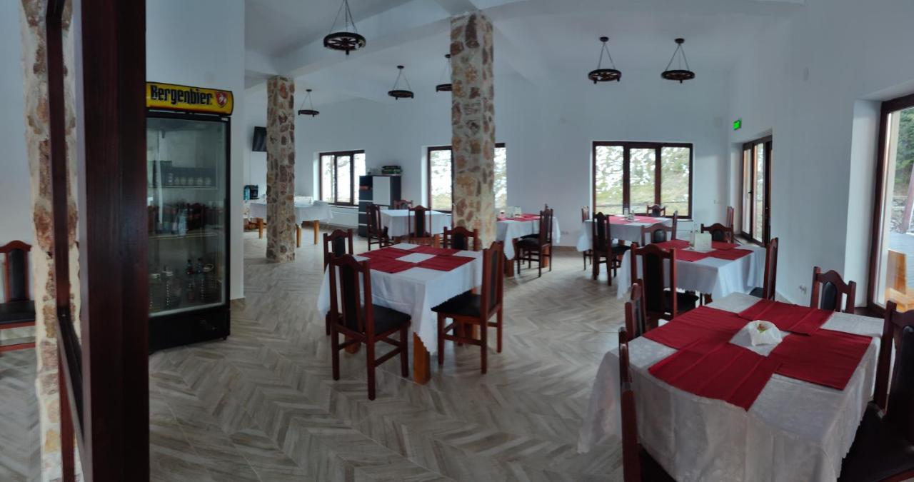 Pensiunea Trei Brazi Arieşeni Exterior foto